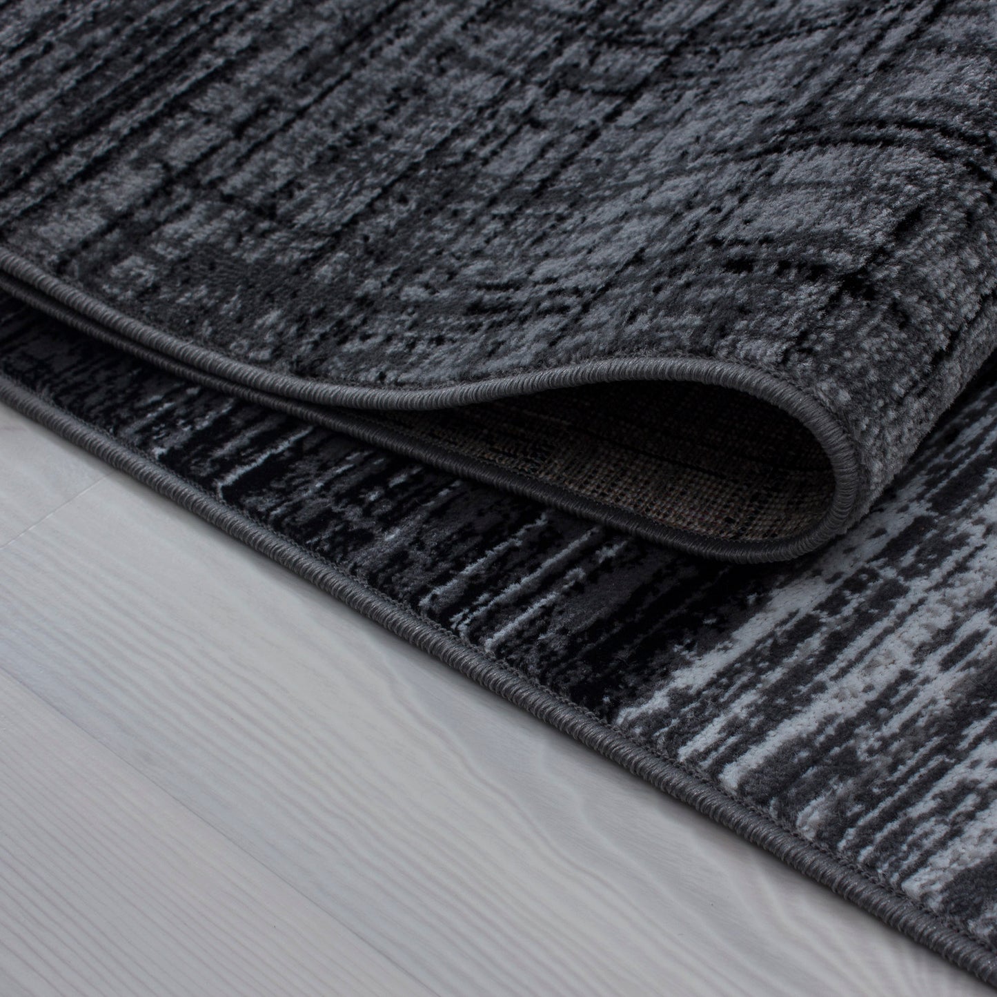 Teppich PLUS 8001 Black