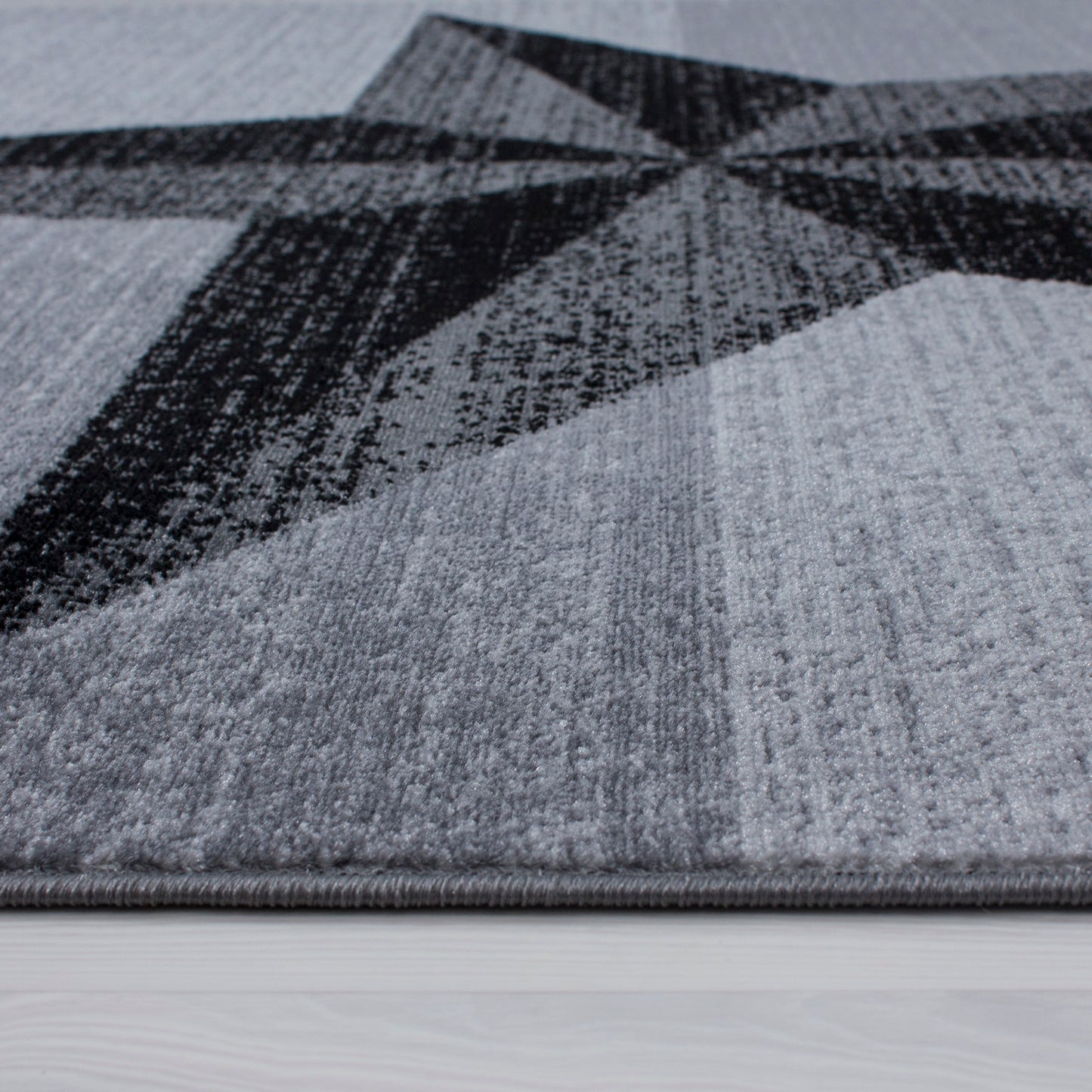 Teppich PLUS 8002 Grey
