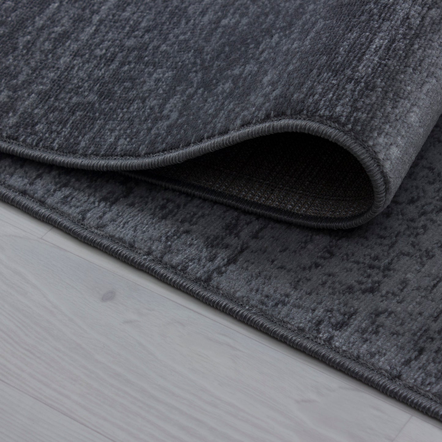 Teppich PLUS 8002 Grey