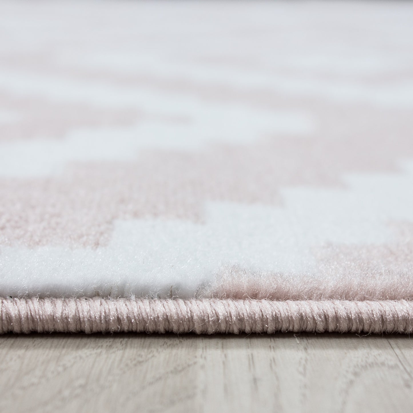 Teppich PLUS 8005 Pink