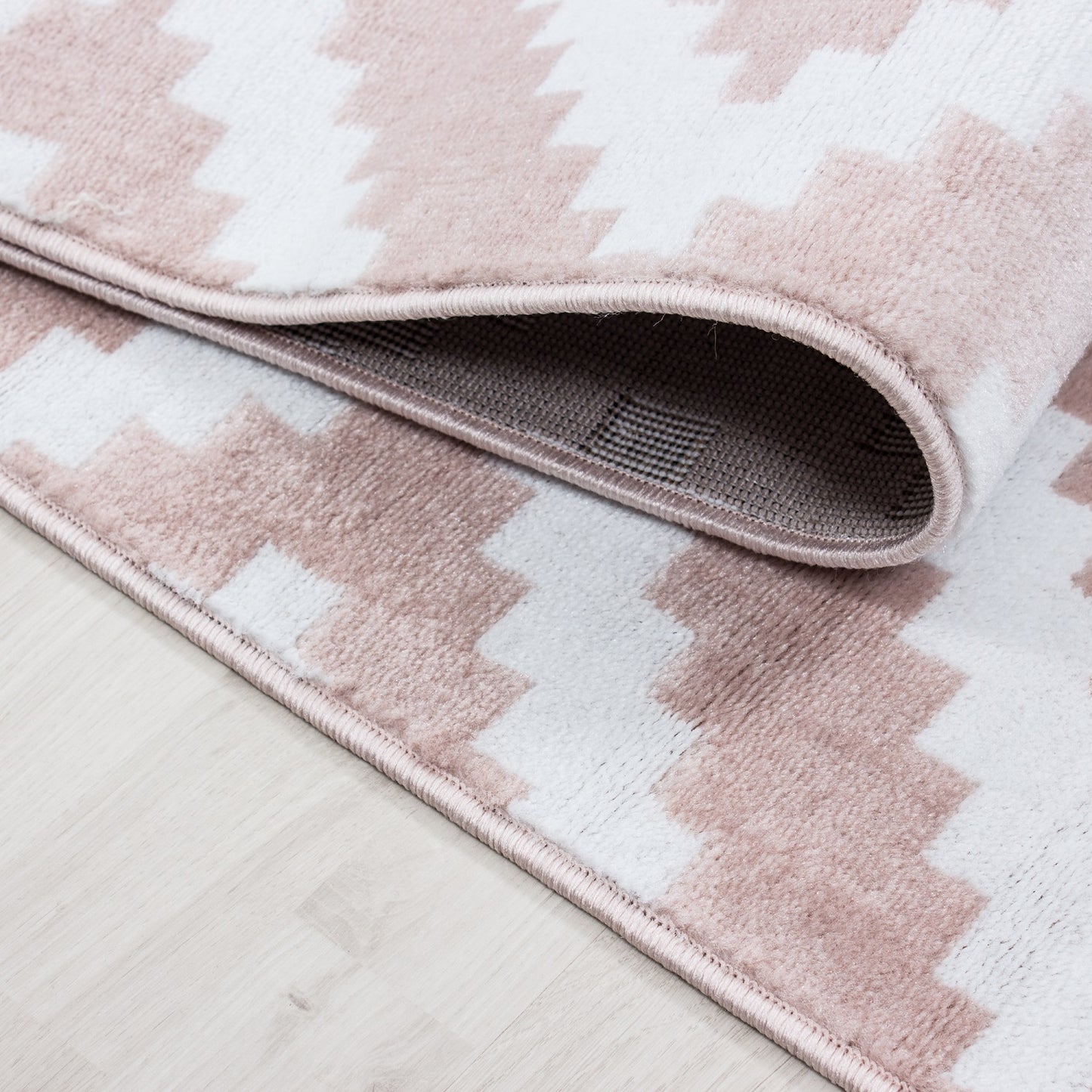 Teppich PLUS 8005 Pink