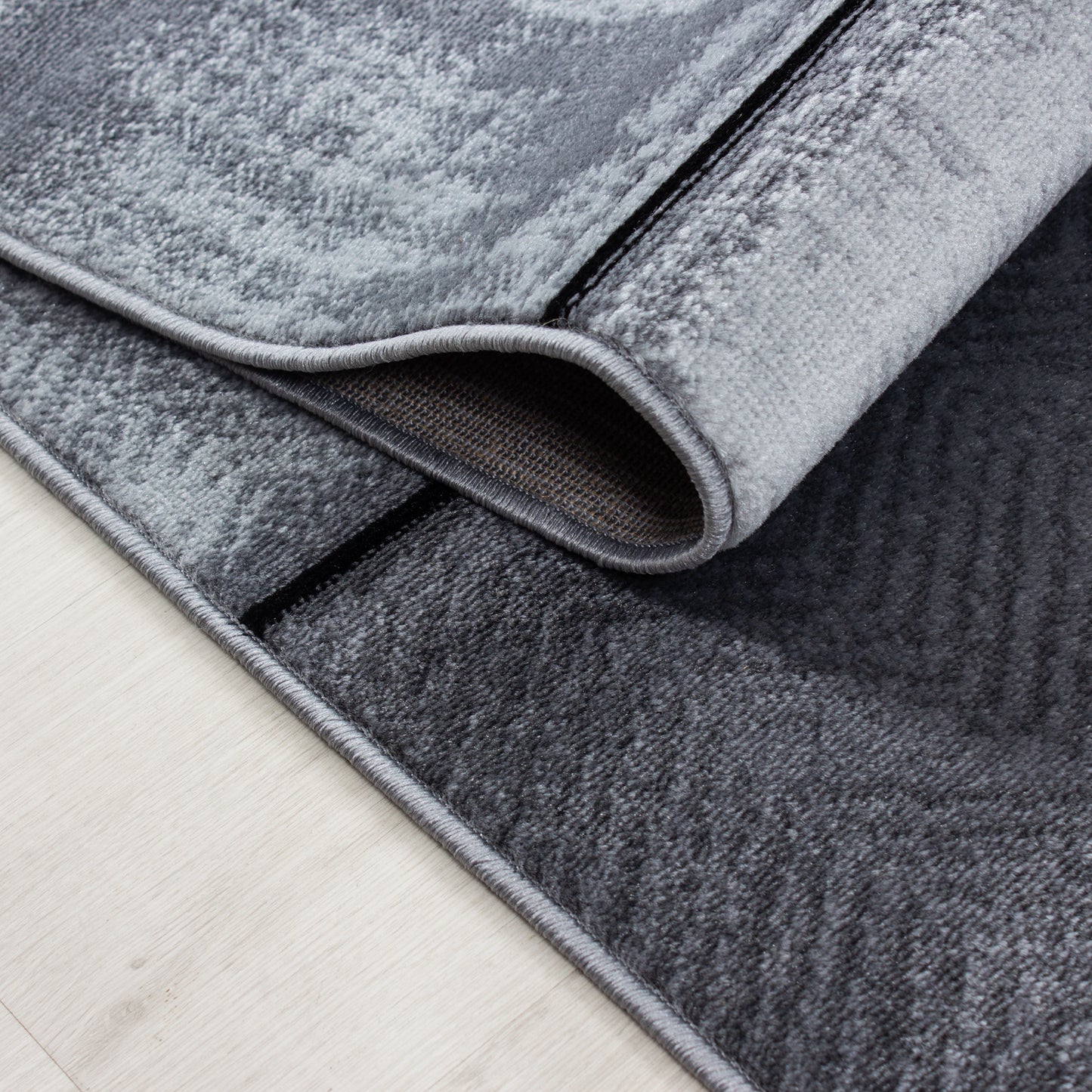 Teppich PLUS 8007 Black